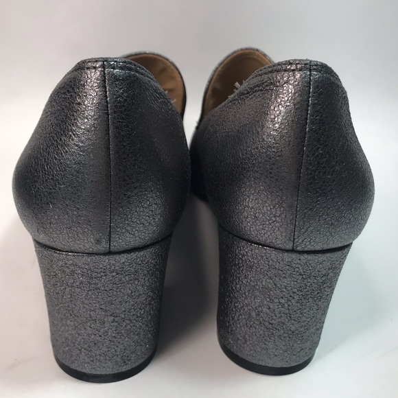 Naturalizer Dany Pewter Metallic Leather Round Toe Pumps Size 5 1/2M NIB - Picture 9 of 15
